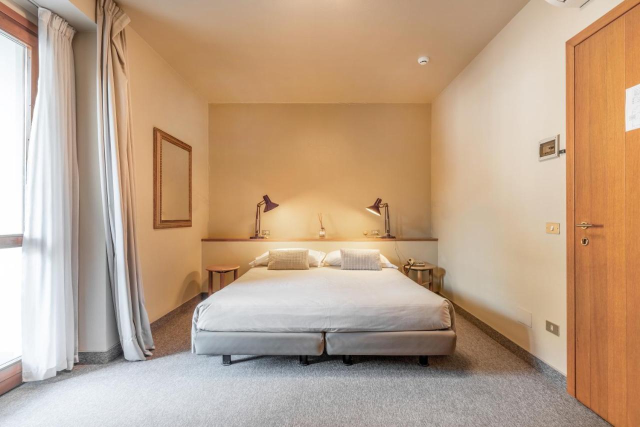 Albergo Sorriso Darfo Boario Terme Exterior photo